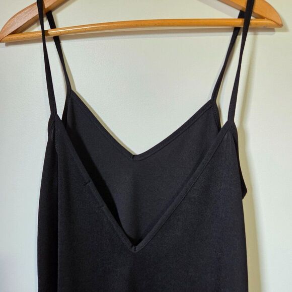 EUC PRETTY LITTLE THING BLACK DOUBLE V NECK TANK SHORT DRESS SIZE 8 / WOMENS SM - Picture 4 of 13